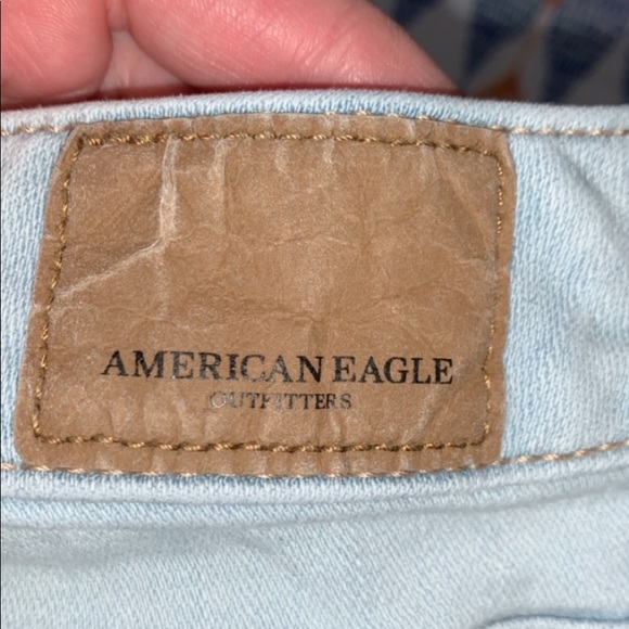 Size 0 long American Eagle jeans! - Picture 1 of 4